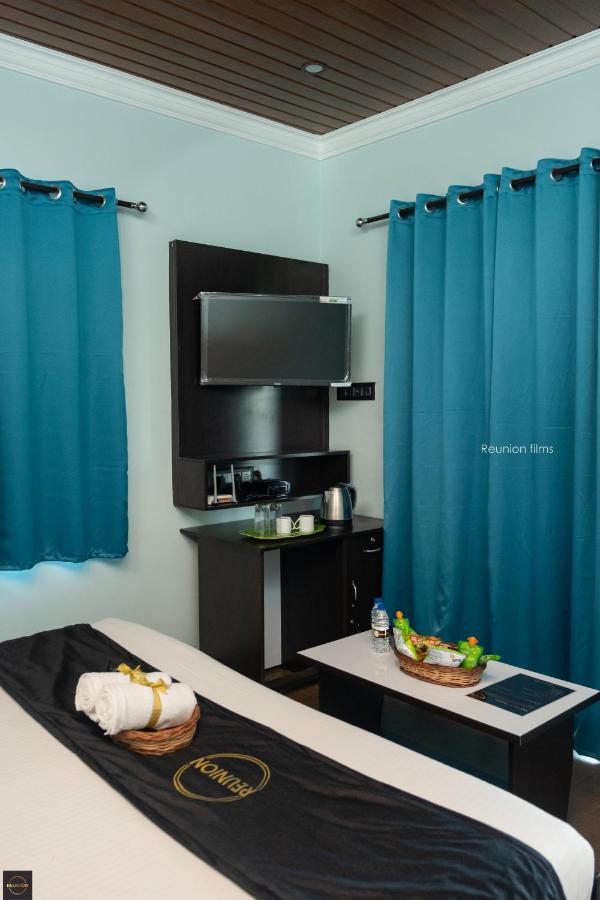 Reunion Ocean Tides Udupi Exterior foto