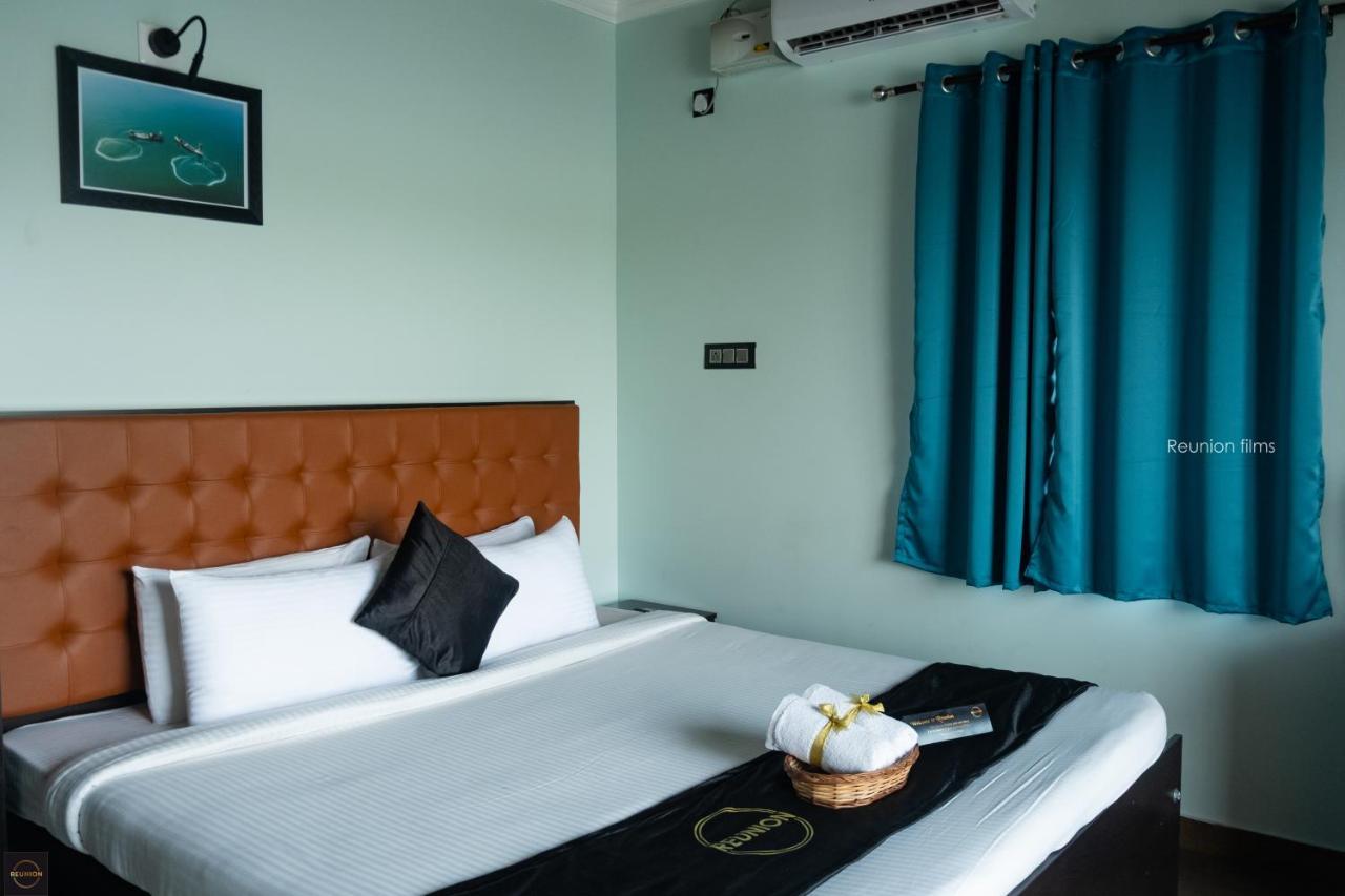 Reunion Ocean Tides Udupi Exterior foto
