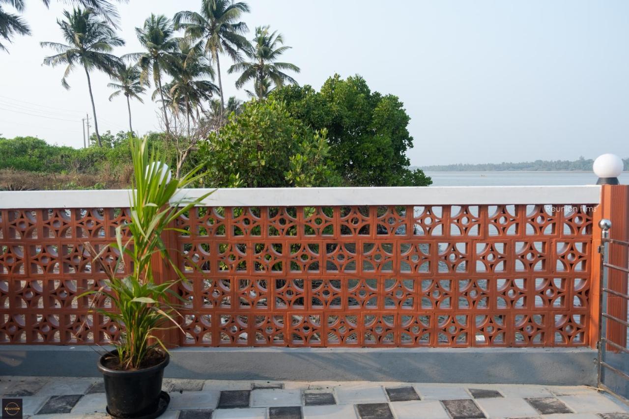 Reunion Ocean Tides Udupi Exterior foto