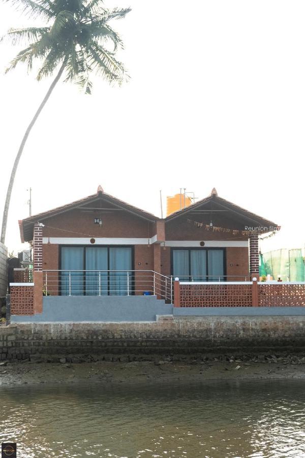 Reunion Ocean Tides Udupi Exterior foto