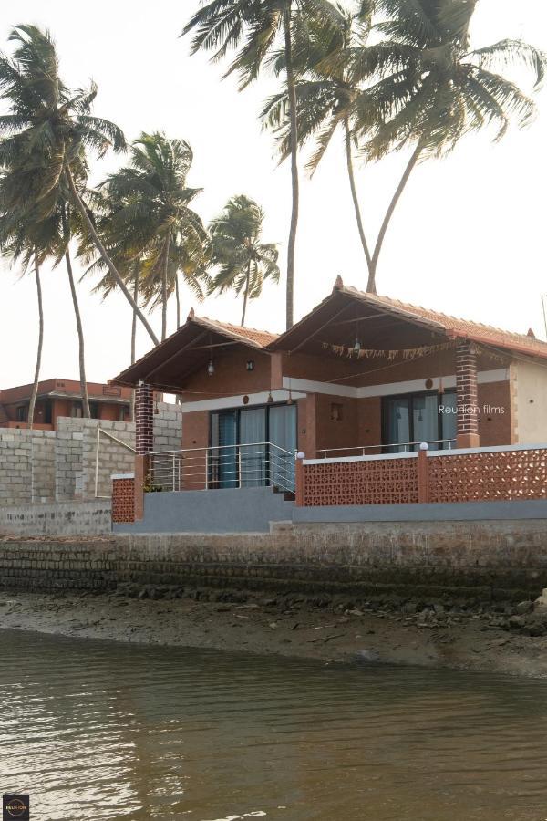 Reunion Ocean Tides Udupi Exterior foto