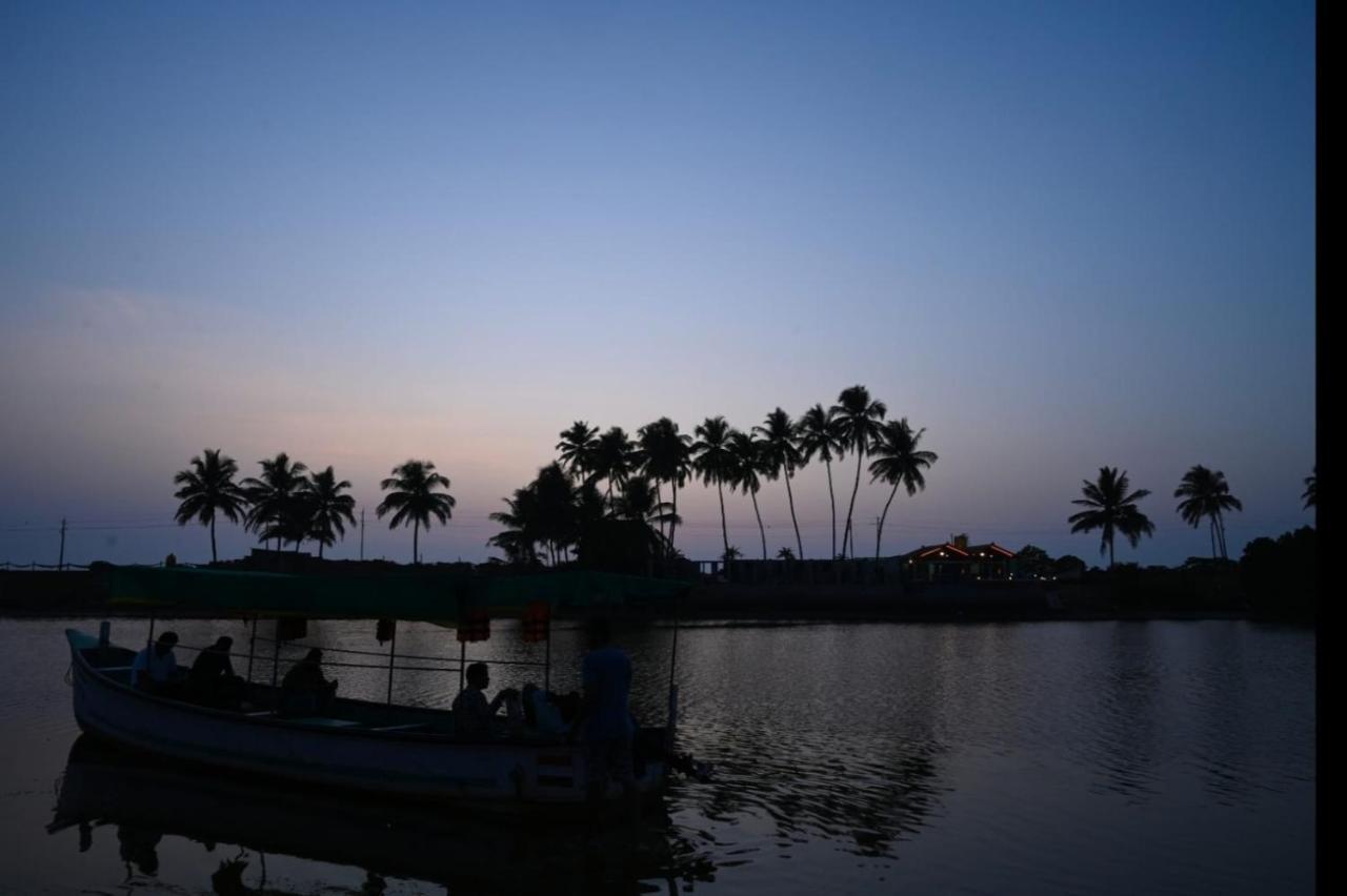 Reunion Ocean Tides Udupi Exterior foto